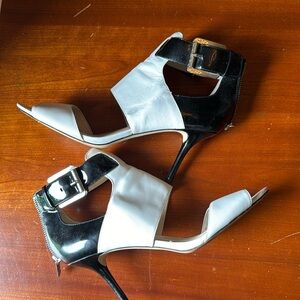 Sexy Michael Kors Heels 10 M White Black Buckle Zip Nordstrom Open Toe Landon